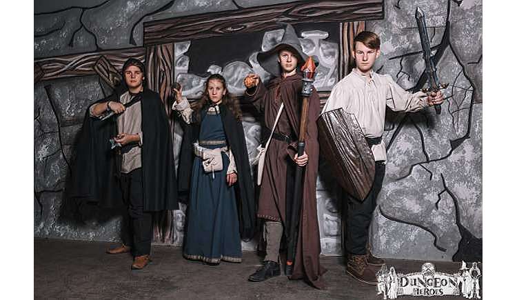 Abenteuerlicher Kindergeburtstag Fur Lubeck Und Umgebung Kindergeburtstag Feiern Mit Zauberer Kinderschminken Hupfburgen Und Tolle Locations Fur Geburtstagsfeiern