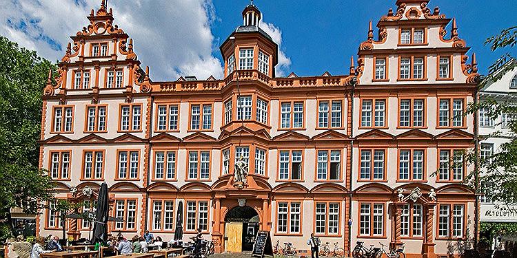 Urlaub bei den Mainzelmännchen: Mainz mit Kindern entdecken