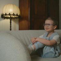 Die erste Brille im Familienalltag: Routinen, Passform und gelassene Eingewöhnung