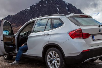 Mit dem Auto ins Ausland? Darauf müssen Sie achten