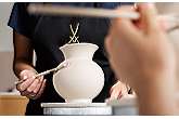 Kreativworkshop bei MEISSEN: Vasenform Wellenspiel
