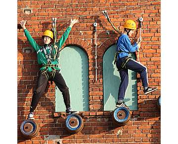 Osterferienlager Arendsee 2022 mit Heide Park, Hochseil-Klettern, Quadfahren, uvm