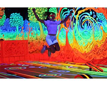 3D Schwarzlicht Minigolf