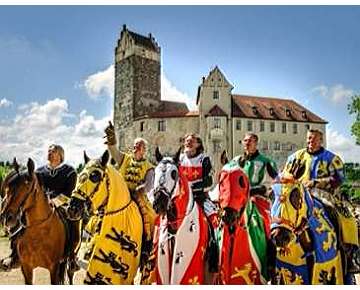 Mittelaltermarkt mit Ritterturnier